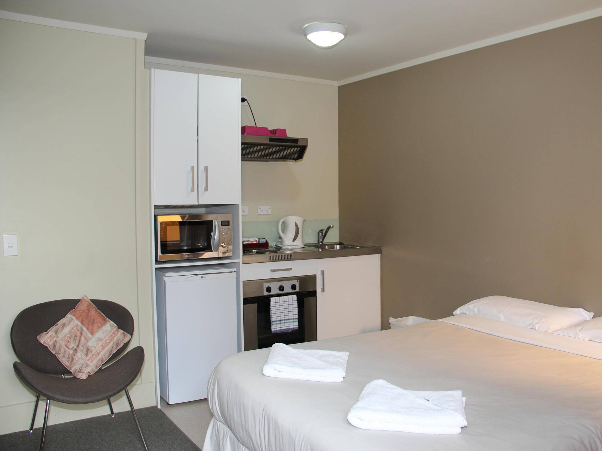 Nikau Apartments Nelson Exterior photo